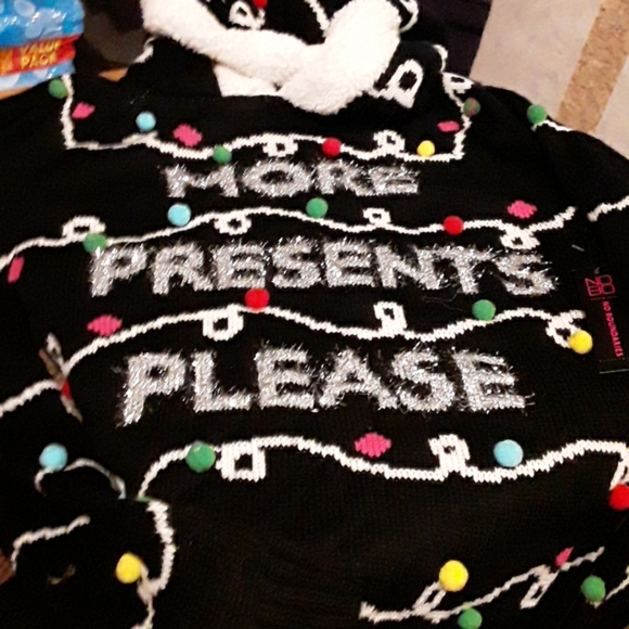 No Boundaries Sweaters - NWT- NB SHERPA  HOODIE CHRISTMAS  SWEATER